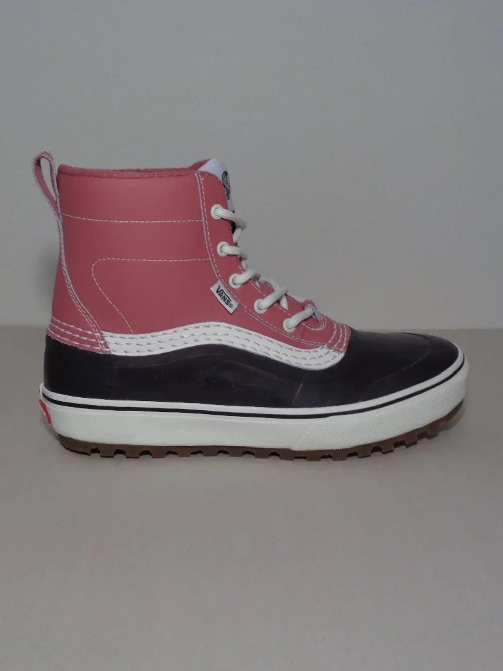 Vans Size 7.5 / MTE STANDARD MID WATERPROOF / Dark Port / Boots New Men's Shoes